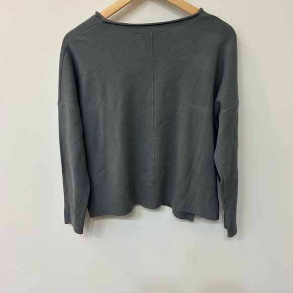 French Connection Gray Sweater size small - Picture 2 of 3
